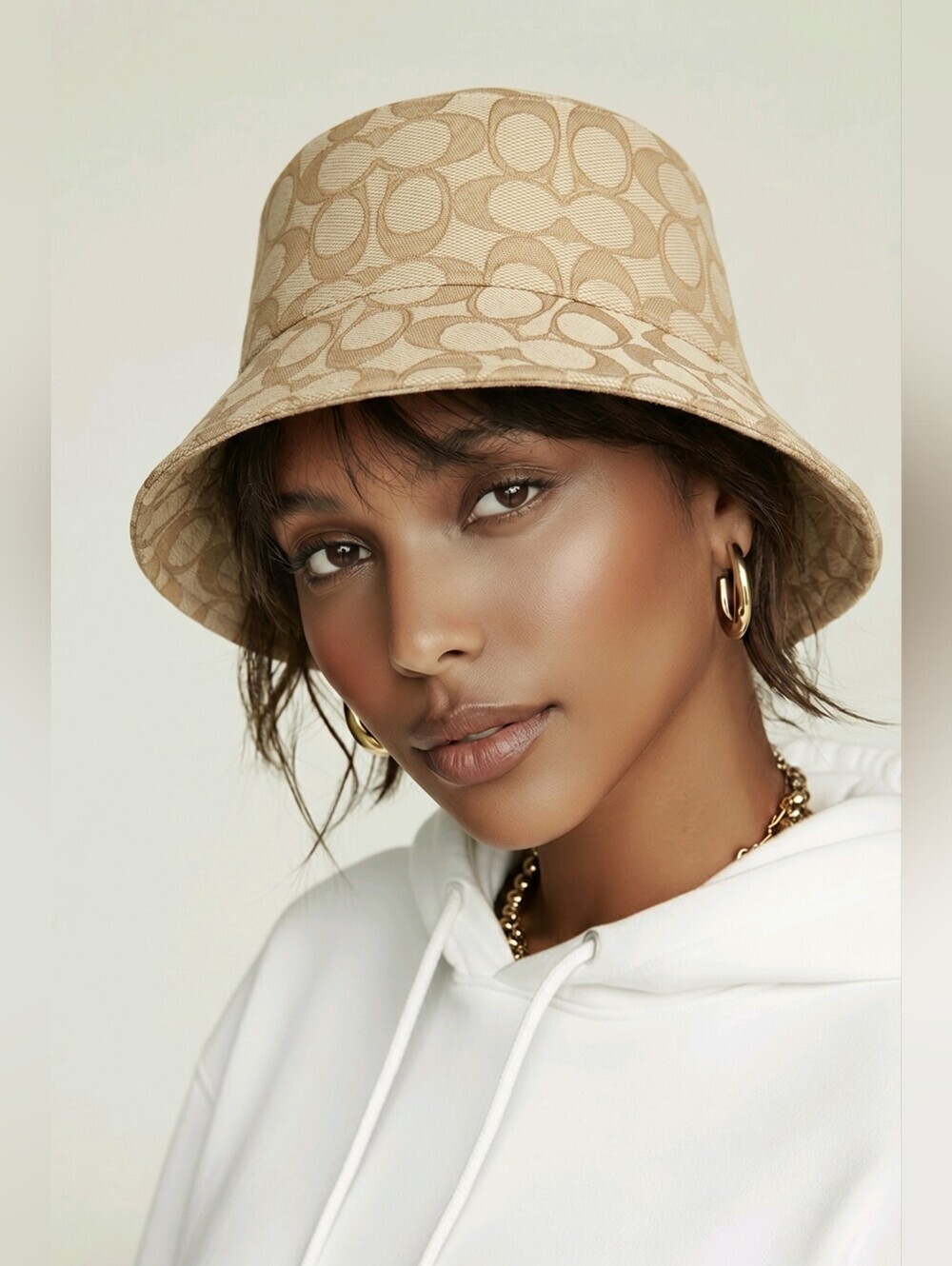 NWOT COACH Signature "C" Jacquard Bucket Hat